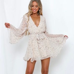 Beautiful dress, ideal for summer